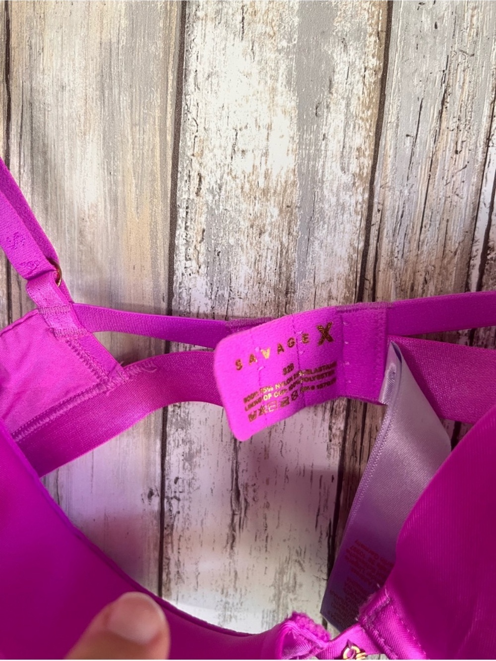 NWT Savage X Fenty Microfiber T-Shirt Bra Pink 32B Logo Straps - Picture 5 of 7